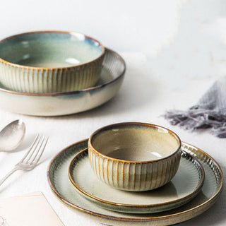 What are the benefits of ceramic tableware?