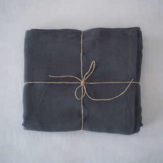 Black-Stone-Washed-Linen-Flat-Sheet-Pillowcases-Natural-Bedding