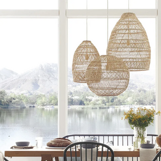 handwoven-rattan-pendant-lampshade-ceiling-light-hanging-lamp-natural-home-decoration