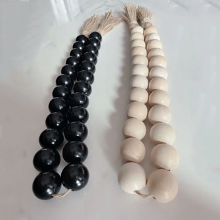 black-oversized-wooden-bead-garland-ornament-natural-home-decoration-accessory