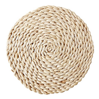 round-corn-husk-coasters-table-placemats-natural-home-decoration