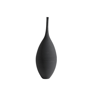 black-japanese-ceramic-minimalist-vase-zen-decorative-ornament-home accessory